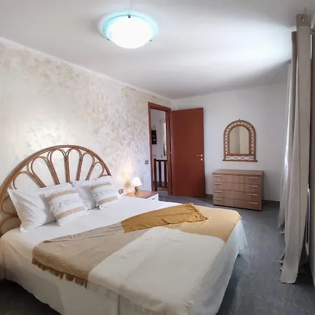 Casa vacanze I Tre Pini - *
